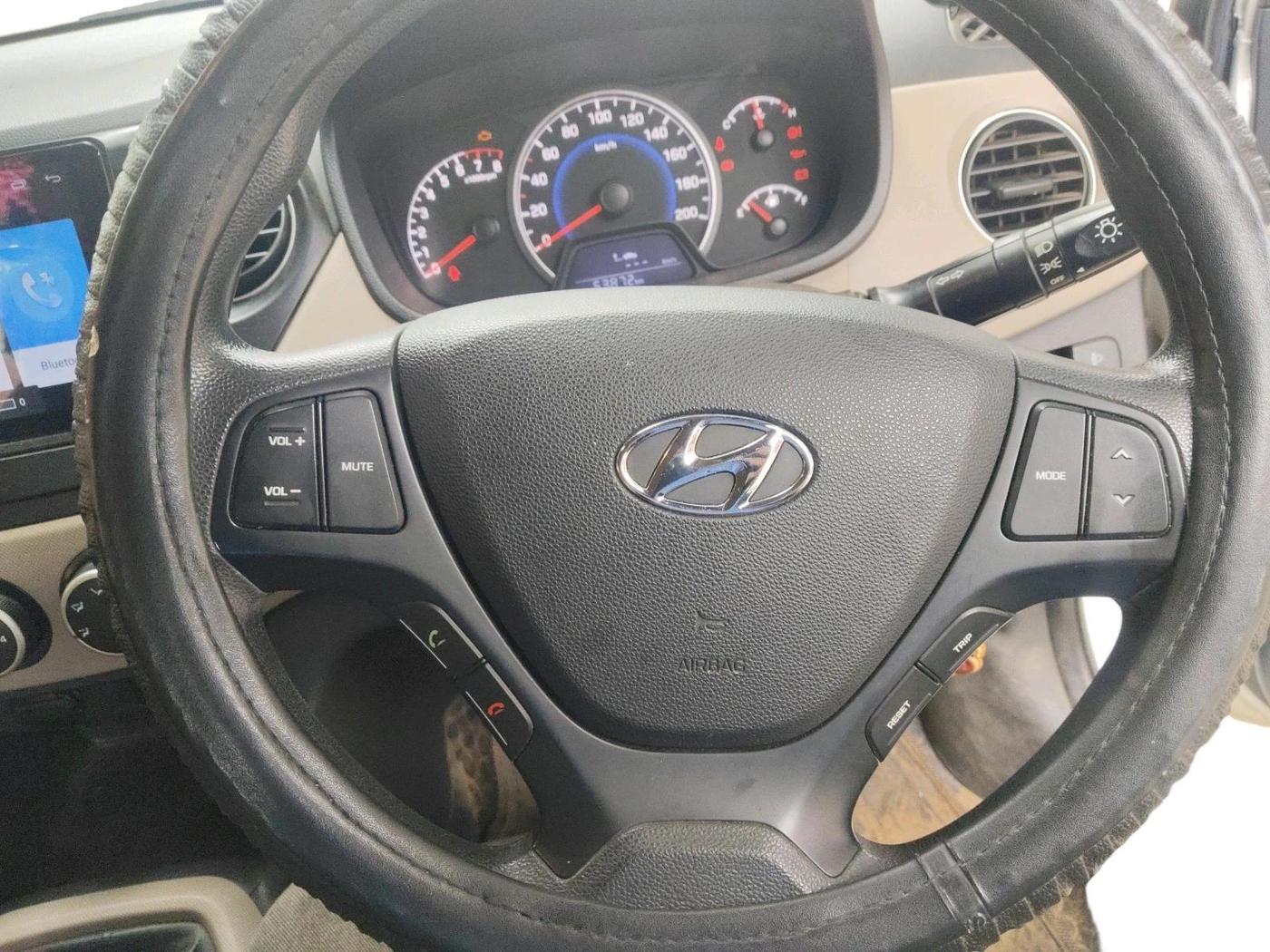 2019 Hyundai Grand i10 MAGNA 1.2 KAPPA VTVT, Petrol, Manual, 53,872 km, interior