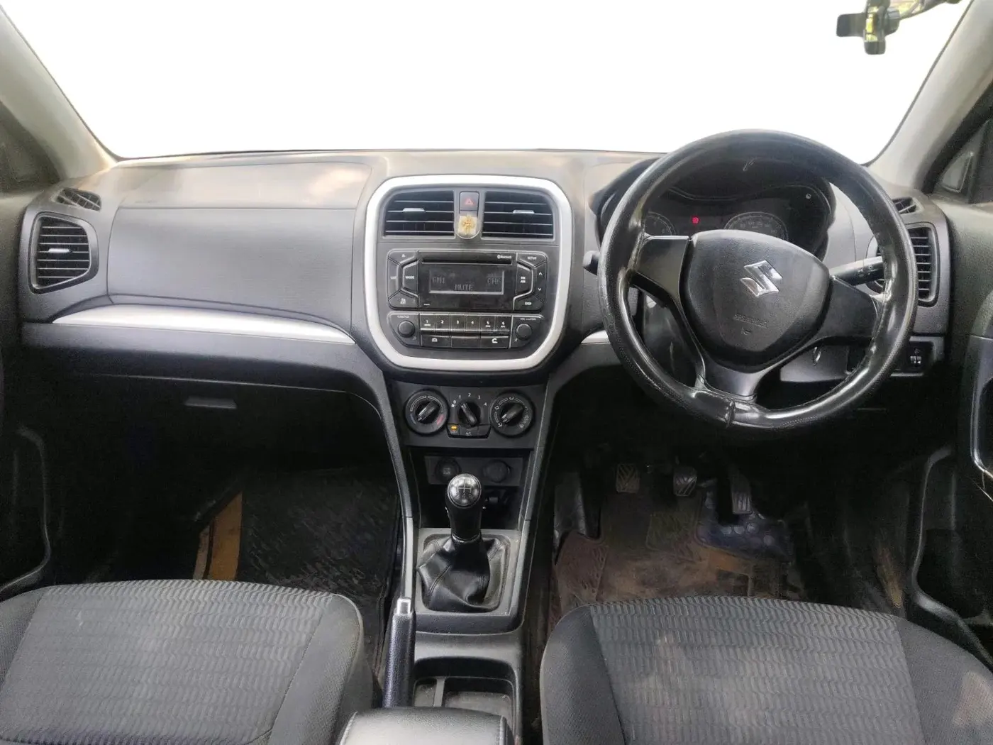 2021 Maruti Vitara Brezza LXI, Petrol, Manual, 71,000 km, interior