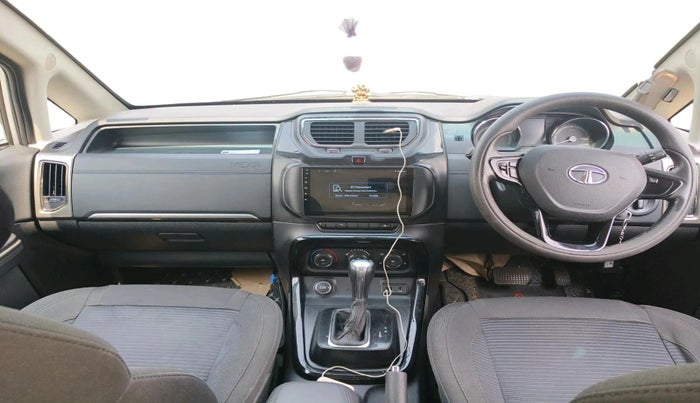 2017 Tata Hexa XMA 4X2 7 STR, Diesel, Automatic, 83,405 km, interior