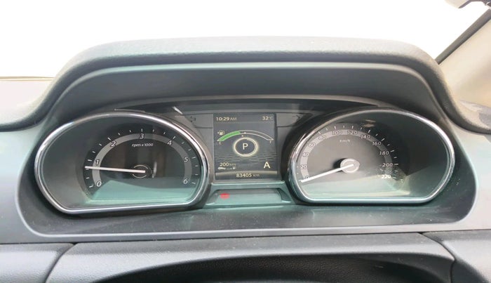 2017 Tata Hexa XMA 4X2 7 STR, Diesel, Automatic, 83,405 km, interior