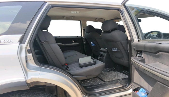 2017 Tata Hexa XMA 4X2 7 STR, Diesel, Automatic, 83,405 km, interior