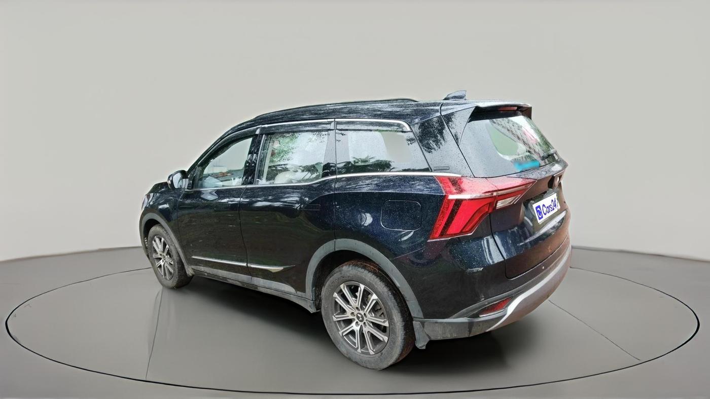 2022 Mahindra XUV700 AX 7 D MT 7 STR, Diesel, Manual, 90,446 km, exterior