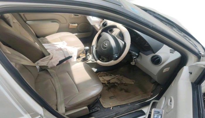 2011 Mahindra Verito D2 BS-III, Diesel, Manual, 67,185 km, interior