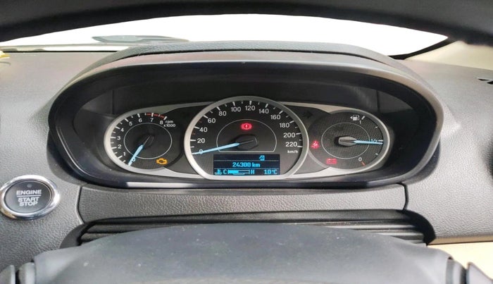 2020 Ford Figo Aspire TITANIUM 1.2 PETROL, Petrol, Manual, 24,300 km, interior