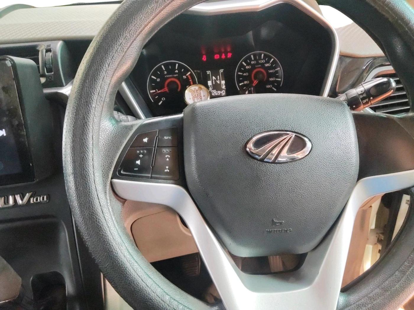 2016 Mahindra Kuv100 K6 6 STR, Petrol, Manual, 1,26,940 km, interior