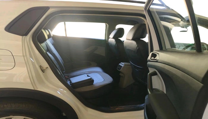 2023 Skoda KUSHAQ Active plus 1.0 TSI , Petrol, Manual, 14,200 km, interior