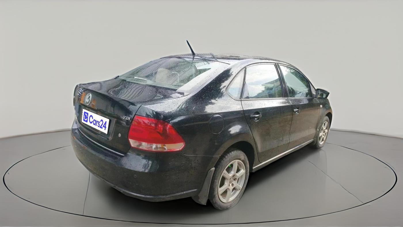 2014 Volkswagen Vento HIGHLINE DIESEL 1.6, Diesel, Manual, 1,29,831 km, exterior