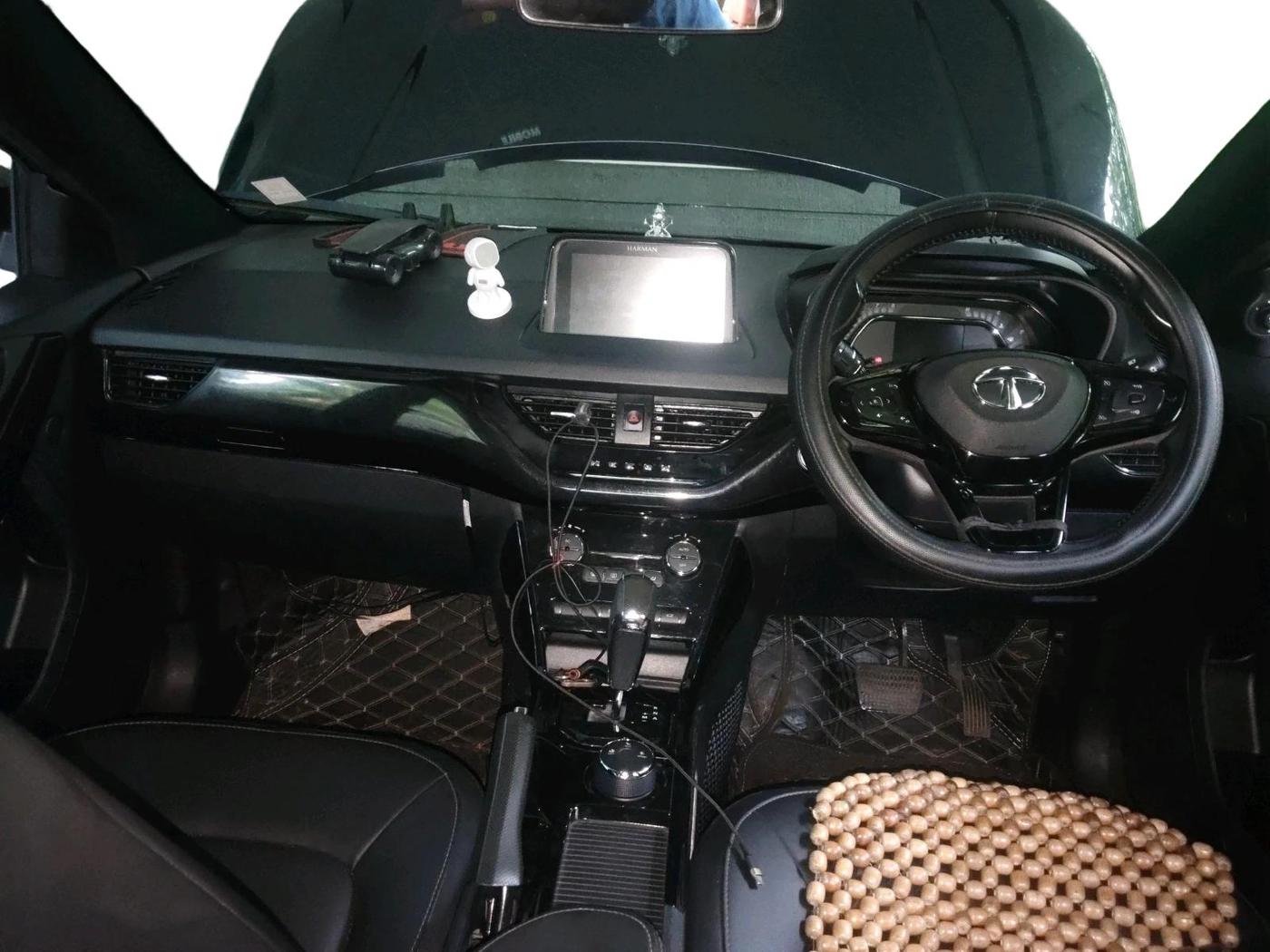 2022 Tata NEXON XZA PLUS PETROL DARK EDITION, Petrol, Automatic, 25,286 km, interior
