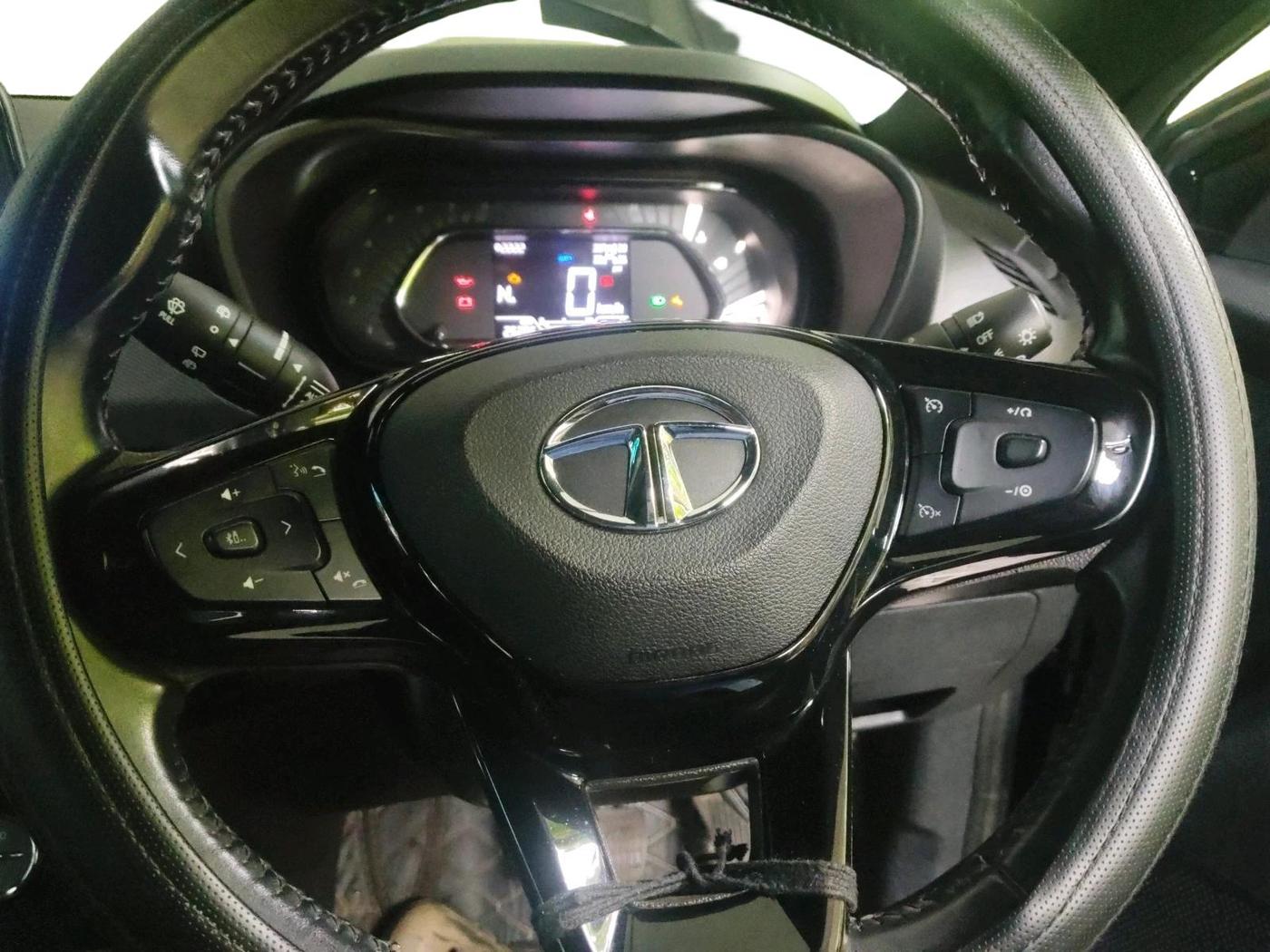 2022 Tata NEXON XZA PLUS PETROL DARK EDITION, Petrol, Automatic, 25,286 km, interior