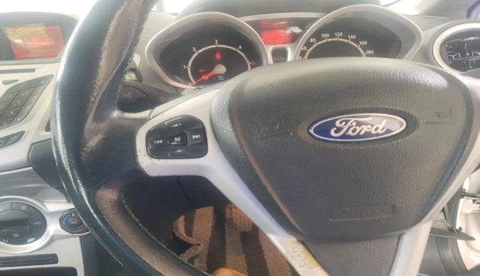 2012 Ford Fiesta TITANIUM DIESEL, Diesel, Manual, 2,00,596 km, interior