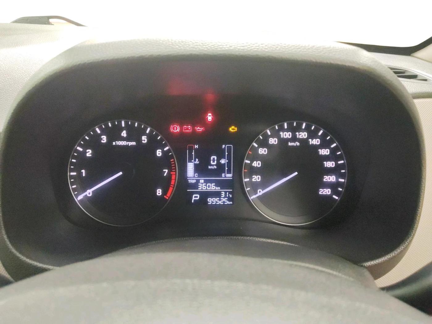 2016 Hyundai Creta SX PLUS AT 1.6 PETROL, CNG, Automatic, 99,525 km, interior