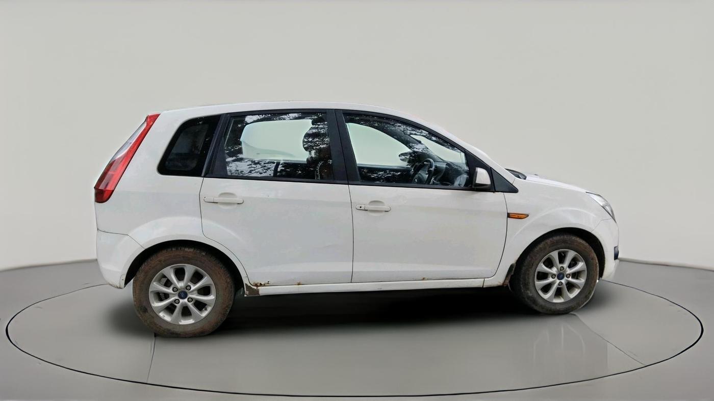 2012 Ford Figo TITANIUM 1.4 DIESEL, Diesel, Manual, 1,10,921 km, exterior