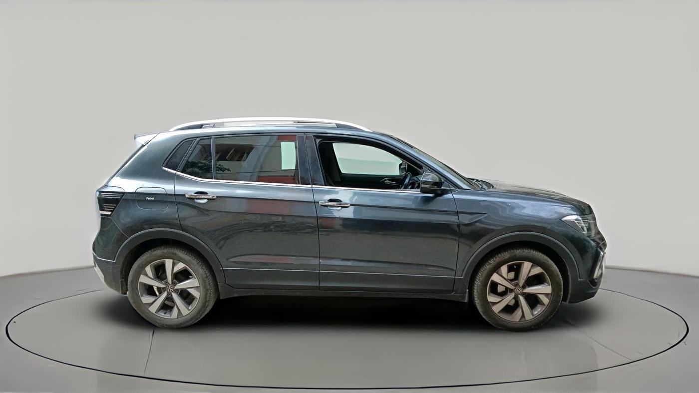 2022 Volkswagen TAIGUN TOPLINE 1.0 TSI AT, Petrol, Automatic, 46,053 km, exterior