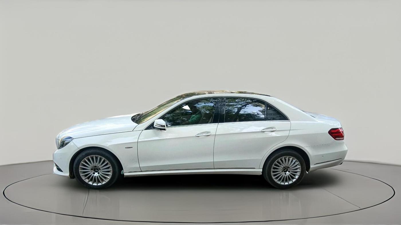 2016 Mercedes Benz E Class 350 CDI Avantgarde, Diesel, Automatic, 1,00,013 km, exterior