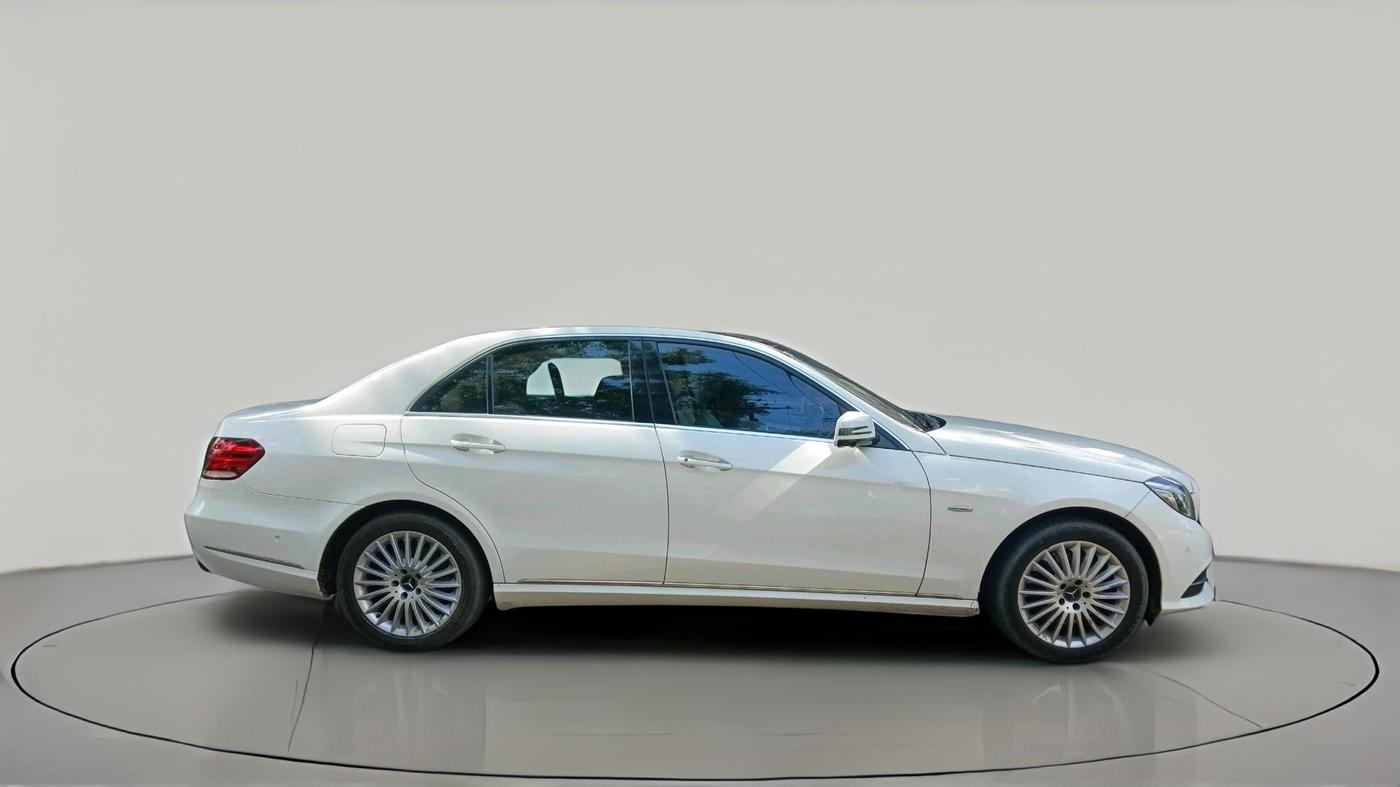 2016 Mercedes Benz E Class 350 CDI Avantgarde, Diesel, Automatic, 1,00,013 km, exterior