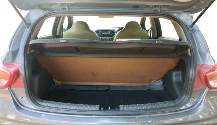 2018 Hyundai Grand i10 SPORTZ 1.2 KAPPA VTVT, Petrol, Manual, 85,447 km, exterior