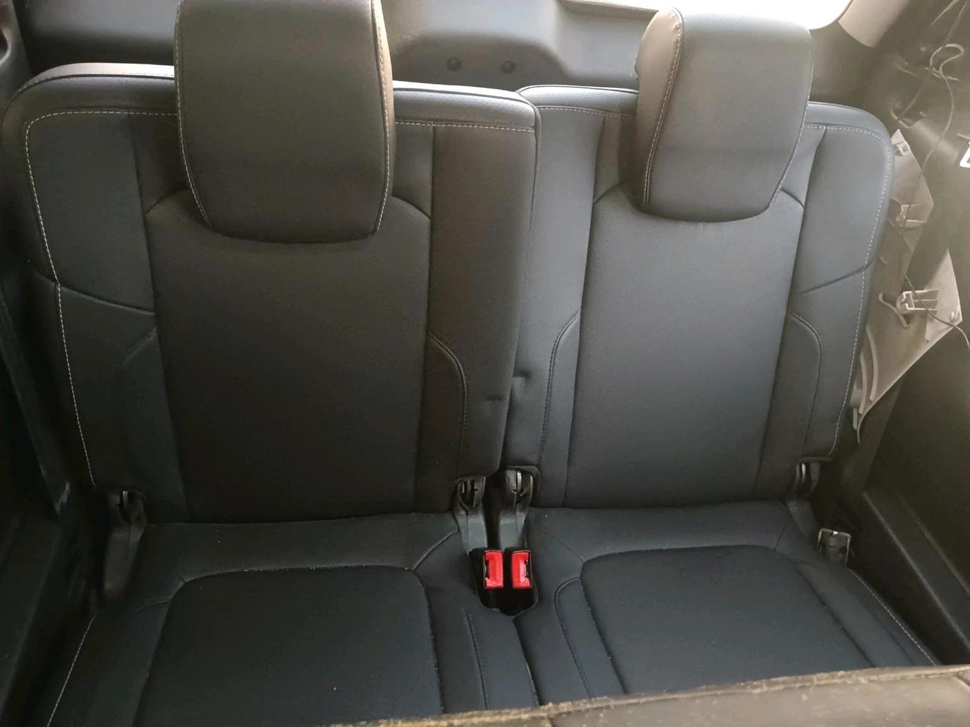 2018 Tata Hexa XT 4X2 7 STR, Diesel, Manual, 1,48,443 km, interior