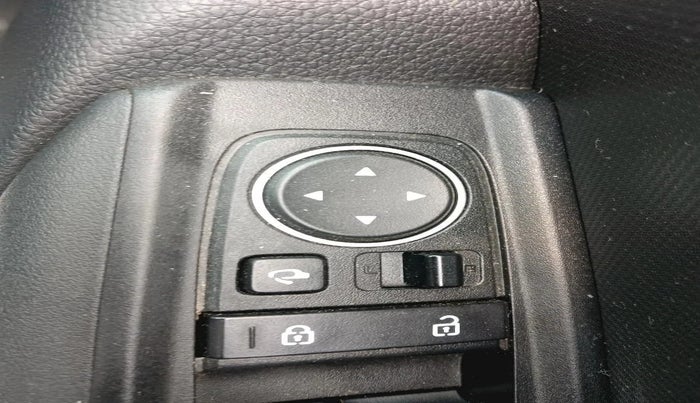 2023 KIA SONET HTK PLUS 1.0 IMT, Petrol, Manual, 44,745 km, interior