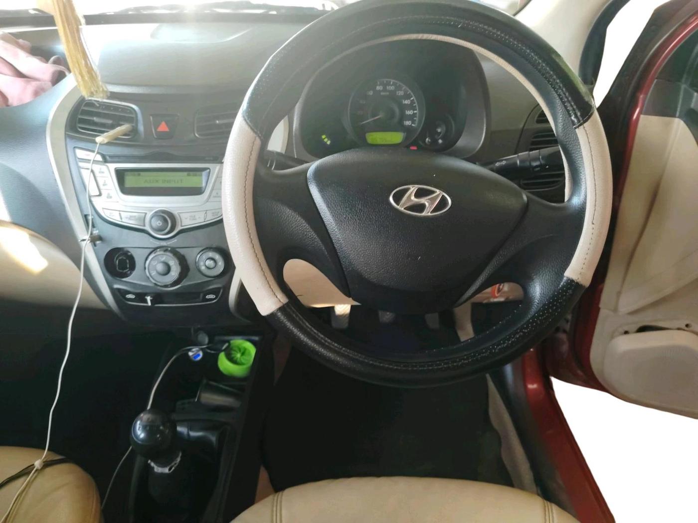 2011 Hyundai Eon MAGNA, Petrol, Manual, 85,755 km, interior