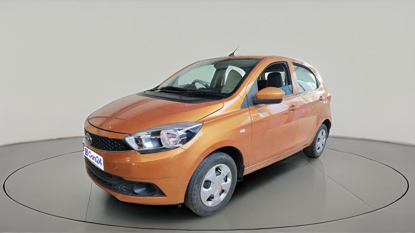 2018 Tata Tiago XT PETROL, Petrol, Manual, 52,990 km, exterior