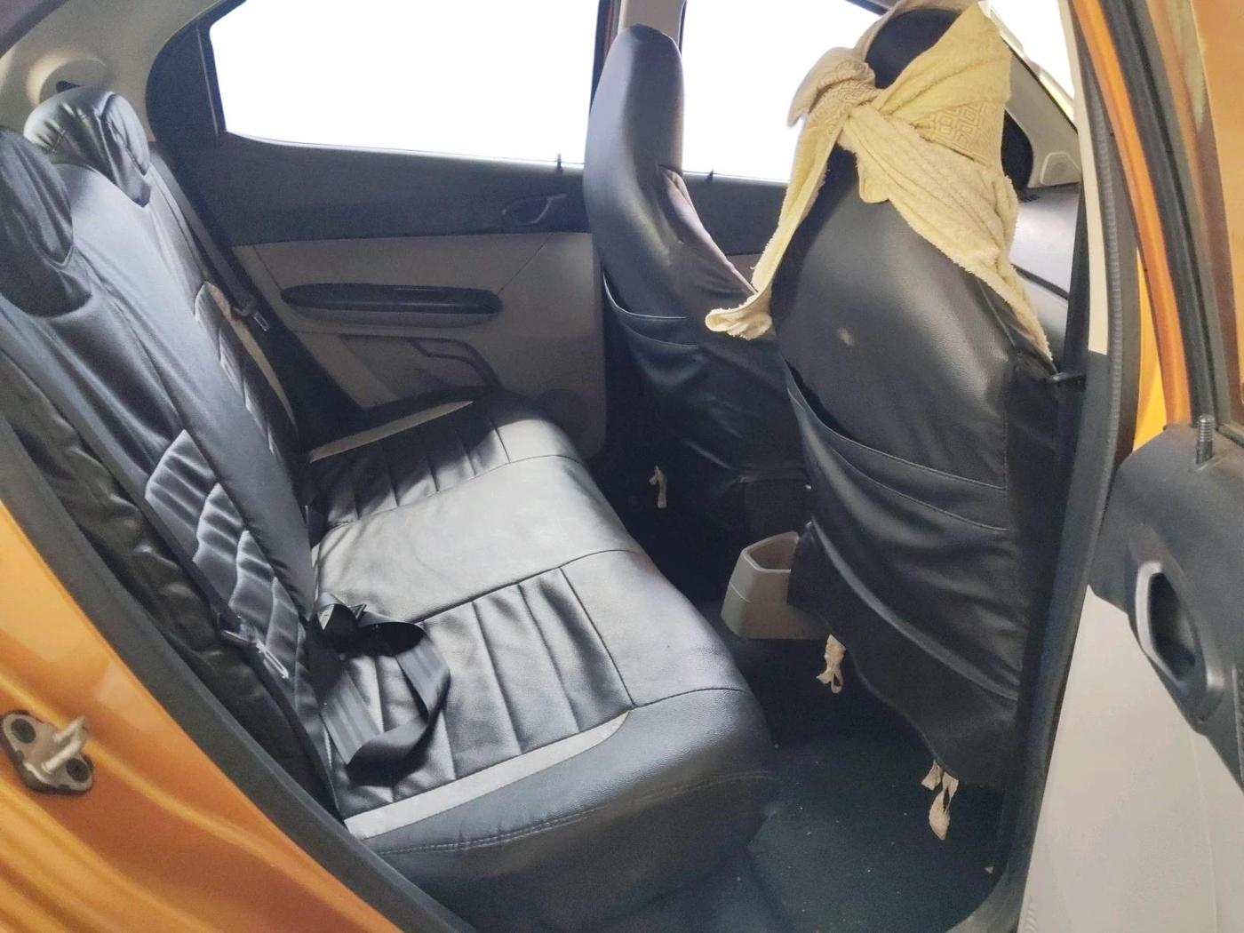 2018 Tata Tiago XT PETROL, Petrol, Manual, 52,990 km, interior