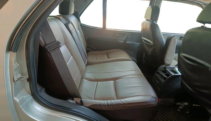 2007 Tata Safari 4X2 LX, Diesel, Manual, 1,10,662 km, interior
