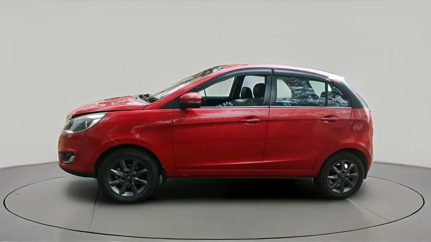 2015 Tata Bolt XT REVOTRON, Petrol, Manual, 1,08,531 km, exterior