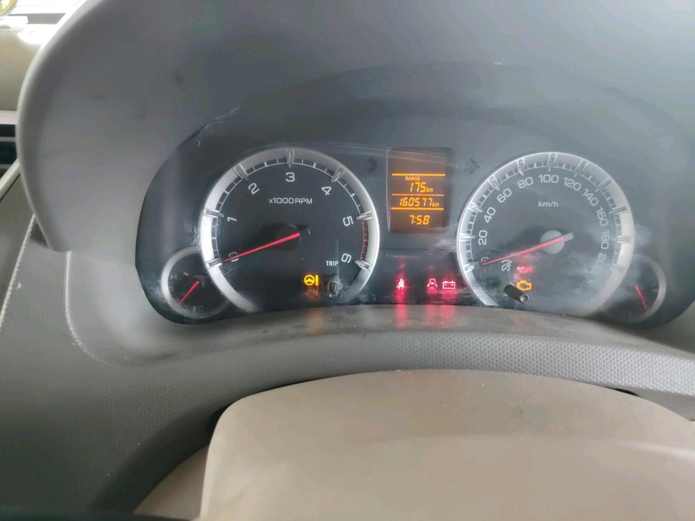 2012 Maruti Ertiga VDI, Diesel, Manual, 1,60,577 km, interior
