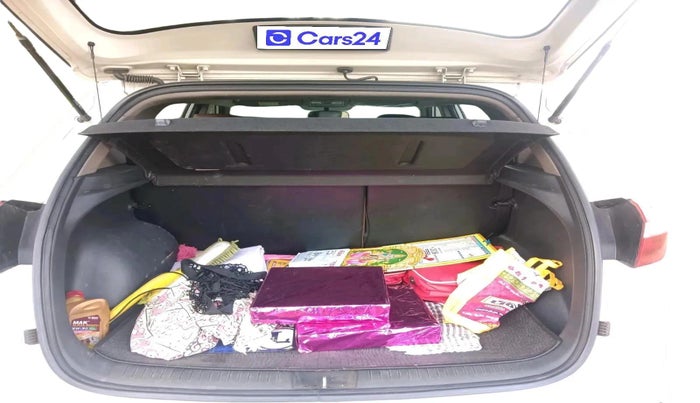 2017 Hyundai Creta SX PLUS AT 1.6 DIESEL, Diesel, Automatic, 2,13,190 km, exterior