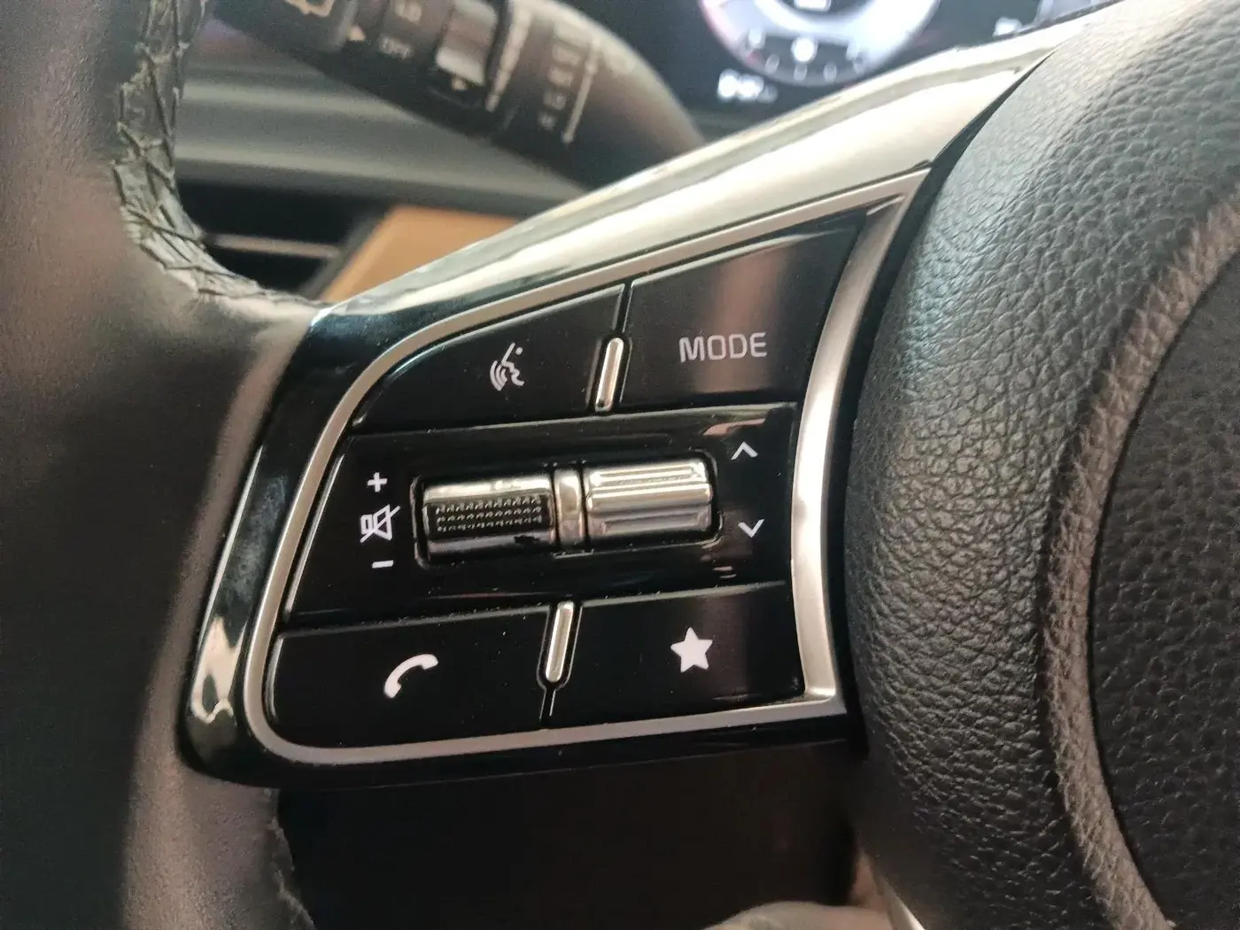 2023 KIA SELTOS  HTX PLUS 1.5 TURBO PETROL IMT, Petrol, Manual, 26,077 km, interior