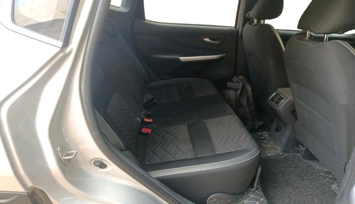 2021 Nissan MAGNITE XV PREMIUM TURBO (O), Petrol, Manual, 15,236 km, interior