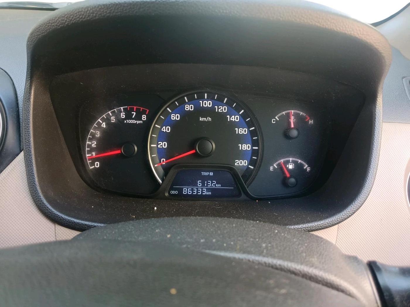 2014 Hyundai Xcent S (O) 1.2, Petrol, Manual, 86,333 km, interior