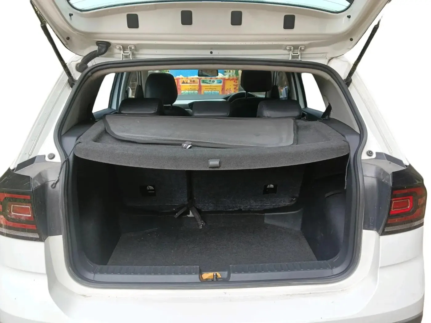 2022 Volkswagen TAIGUN HIGHLINE 1.0 TSI AT, Petrol, Automatic, 68,079 km, exterior