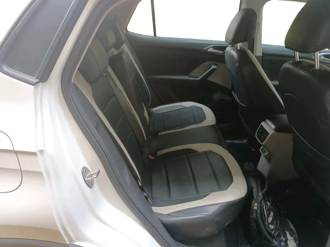 2022 Volkswagen TAIGUN HIGHLINE 1.0 TSI AT, Petrol, Automatic, 68,079 km, interior
