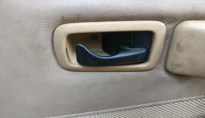 2008 Ford Ikon 1.3 FLAIR PETROL, Petrol, Manual, 25,548 km, interior