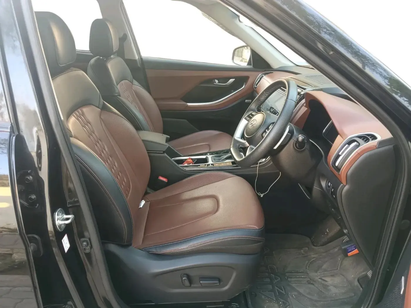 2023 Hyundai ALCAZAR 1.5 SIGNATURE (O) TURBO DCT 7, Petrol, Automatic, 33,000 km, interior
