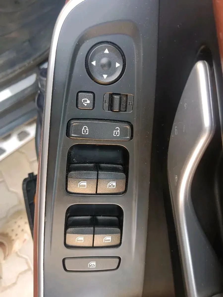 2023 Hyundai ALCAZAR 1.5 SIGNATURE (O) TURBO DCT 7, Petrol, Automatic, 33,000 km, interior