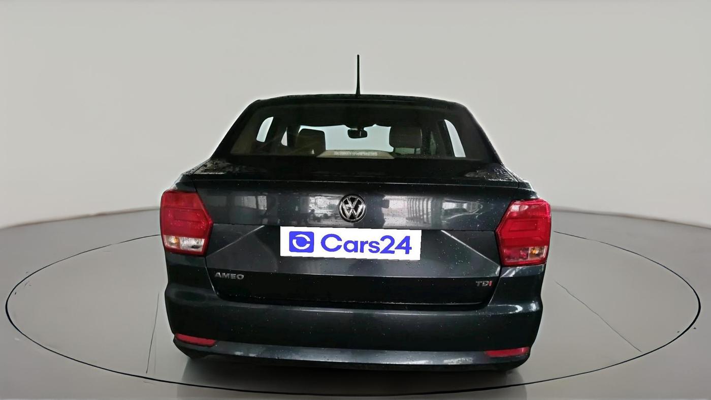 2017 Volkswagen Ameo COMFORTLINE 1.5L, Diesel, Manual, 87,609 km, exterior