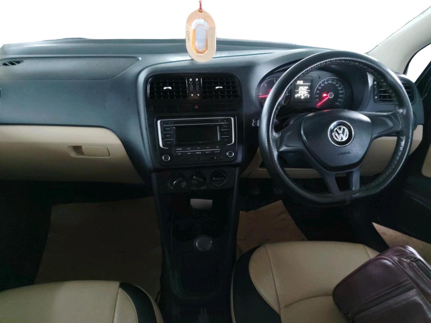 2017 Volkswagen Ameo COMFORTLINE 1.5L, Diesel, Manual, 87,609 km, interior