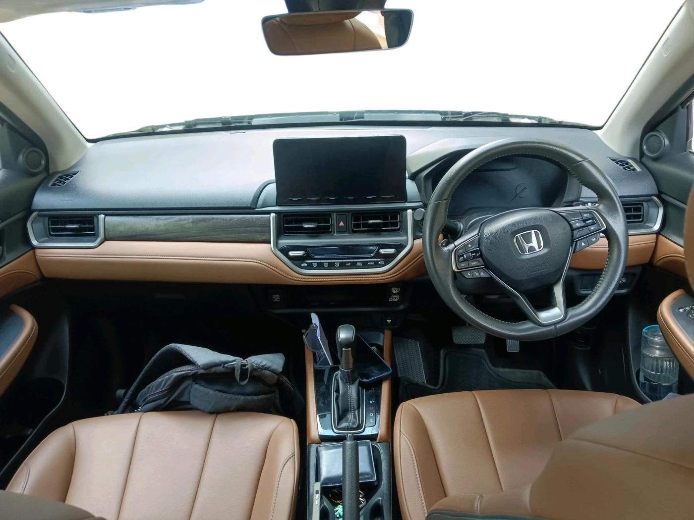 2024 Honda ELEVATE ZX CVT, Petrol, Automatic, 18,915 km, interior