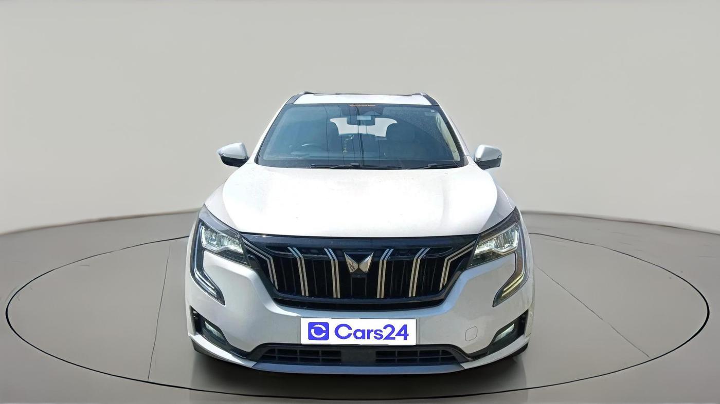 2023 Mahindra XUV700 AX 7 LUXURY P AT 7 STR, Petrol, Automatic, 57,985 km, exterior