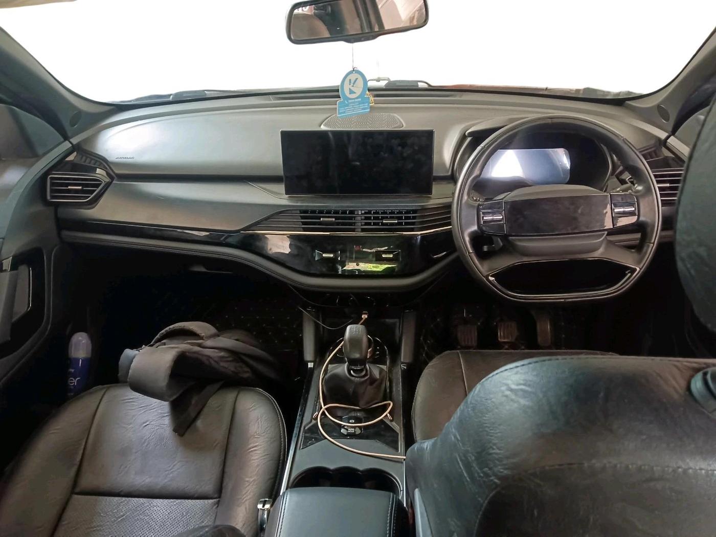 2024 Tata Safari ACCOMPLISHED PLUS DARK EDITION, Diesel, Manual, 44,043 km, interior