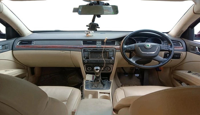 2011 Skoda Superb ELEGANCE 1.8 TSI MT, Petrol, Manual, 62,598 km, interior