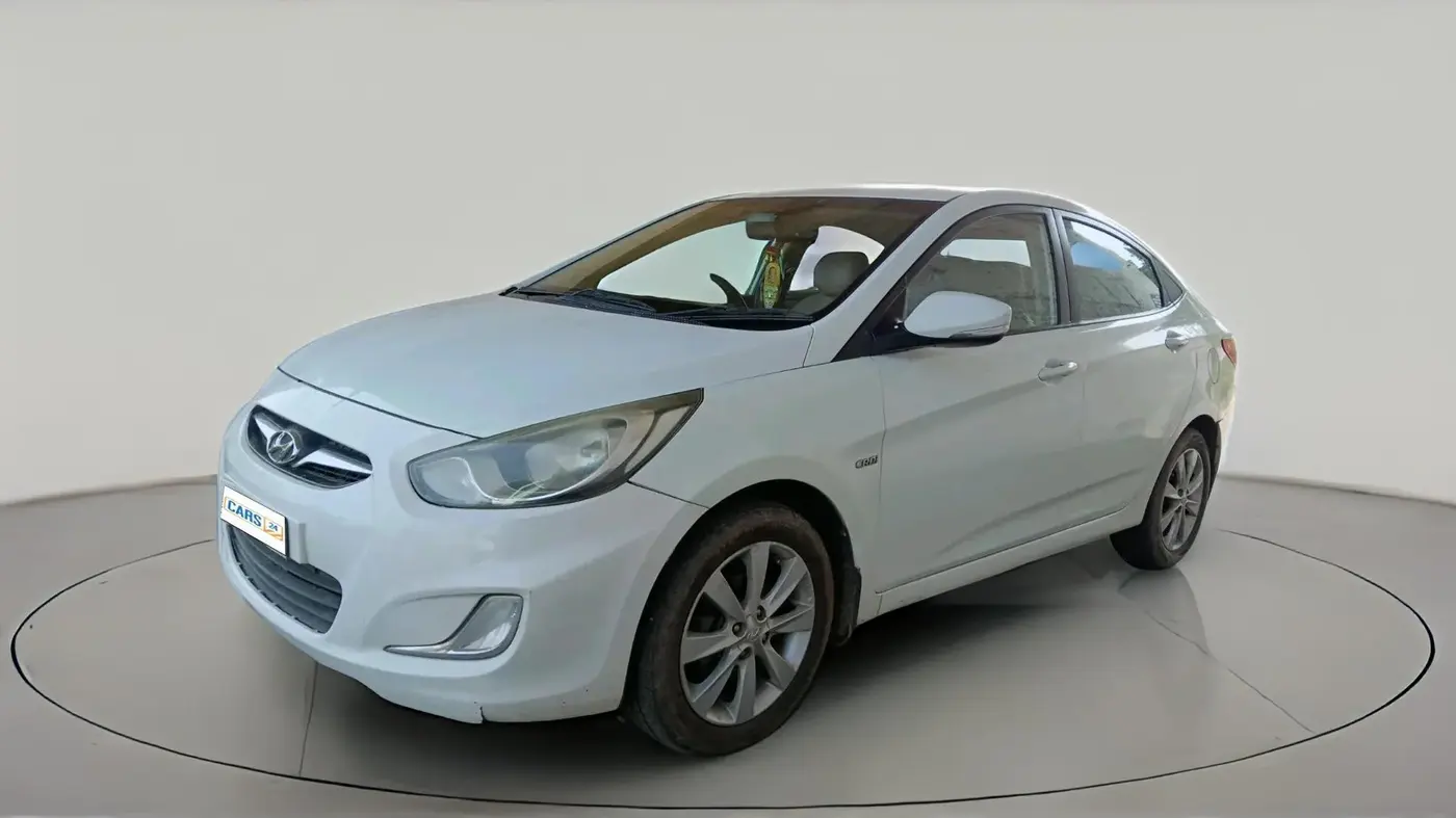 2013 Hyundai Verna FLUIDIC 1.6 CRDI SX, Diesel, Manual, 84,516 km, exterior