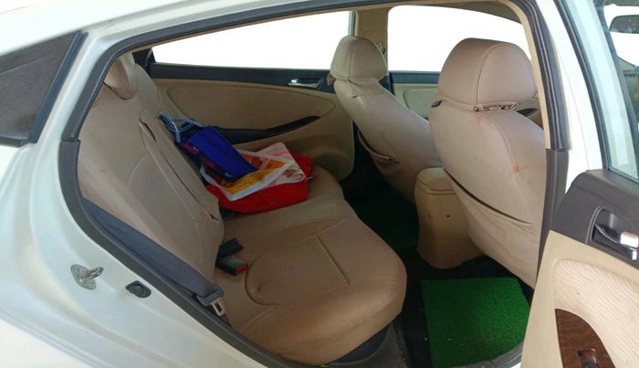 2013 Hyundai Verna FLUIDIC 1.6 CRDI SX, Diesel, Manual, 84,516 km, interior