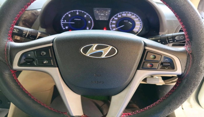 2013 Hyundai Verna FLUIDIC 1.6 CRDI SX, Diesel, Manual, 84,516 km, interior