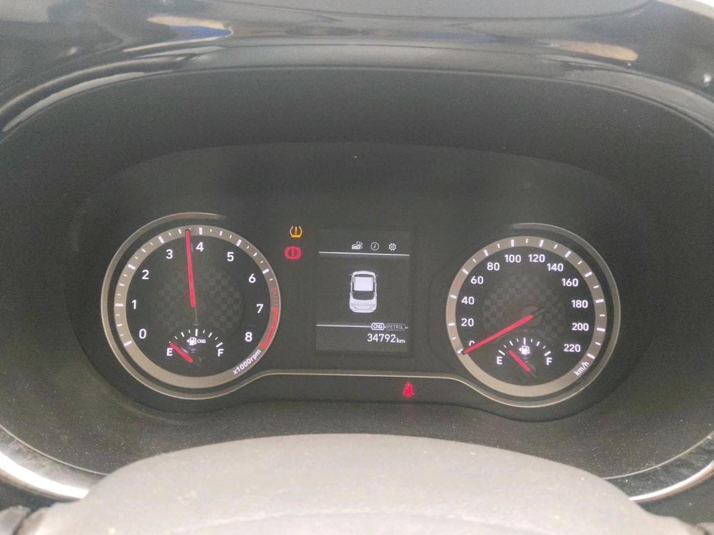 2024 Hyundai AURA SX 1.2 CNG, CNG, Manual, 34,792 km, interior