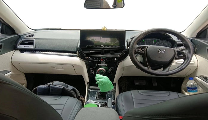 2025 Mahindra XUV 3XO MX2 Pro 1.2 L TCMPFI AT, Petrol, Automatic, 6,031 km, interior