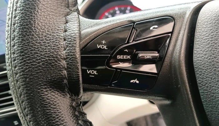 2025 Mahindra XUV 3XO MX2 Pro 1.2 L TCMPFI AT, Petrol, Automatic, 6,031 km, interior