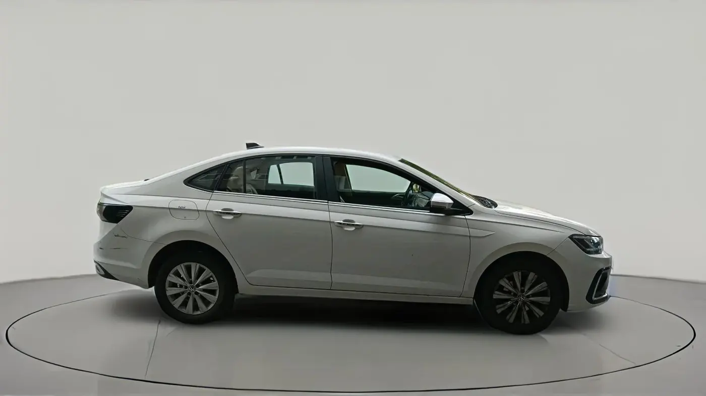 2022 Volkswagen VIRTUS HIGHLINE TSI 1.0 MT, Petrol, Manual, 43,086 km, exterior